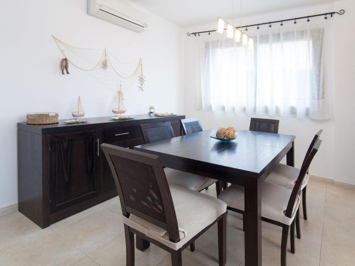 Apartment Escorxador By Interhome Ля Эскала Экстерьер фото